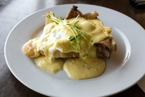 Eggs Benedict