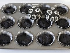 Ghastly cupcakes for halloween-4