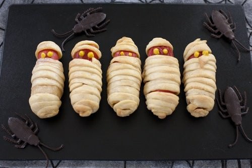 Halloween Food, Mummies in pastry