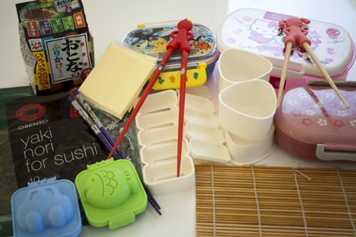 Various rice & egg shaping molds