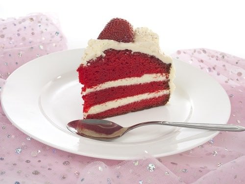 Red Velvet White Mud Cake