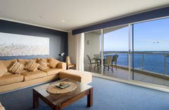 Rydges Port Macquarie Lounge