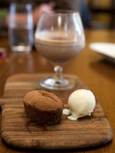Chocolate Fondant W Hot Choc