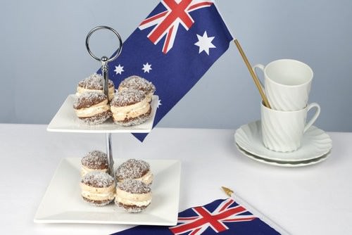 Australia Day Macaron