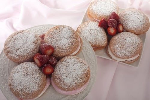 Pink Whoopie Pie