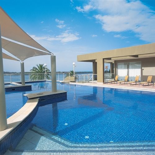 Rydges, Port Macquarie pool area Rydges Port Macquarie heated pool area