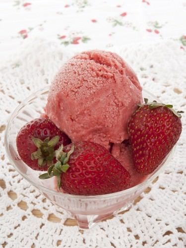 Creamy Strawberry Coconut Ice Cream