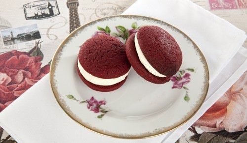 Red Velvet Whoopie Pie