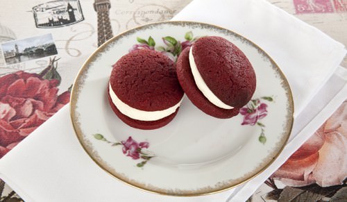 Red Velvet Whoopie Pies