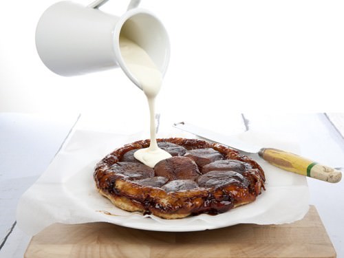 Apple Tarte Tatin and Cream