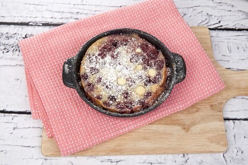 Cherry Clafoutis w White Chocolate