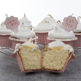 Lemon Curd Cupcakes Lemon Curd Cupcakes