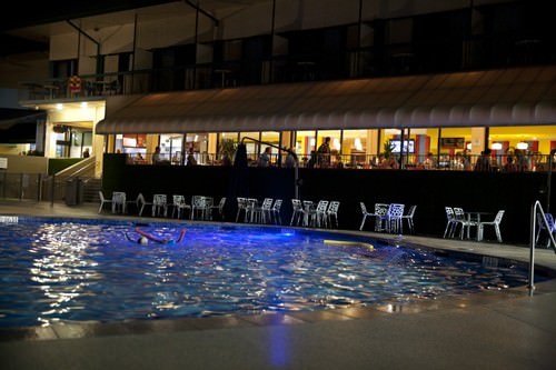 Pool & Cafe Area Paraise Resort