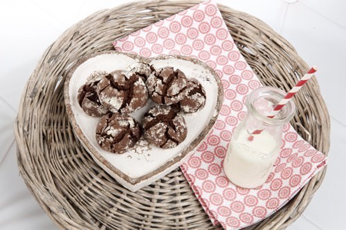 Chocolate Crinkle Cookies and Milk