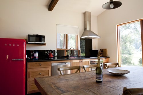 Adventure Bay Retreat Kitchen