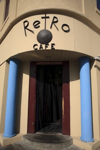 Hobart's Retro Cafe