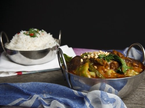 Traditional Filipino Oxtail Kare-kare Traditional Filipino Oxtail Kari Kari