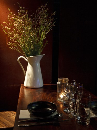 Kim Restaurant Decor