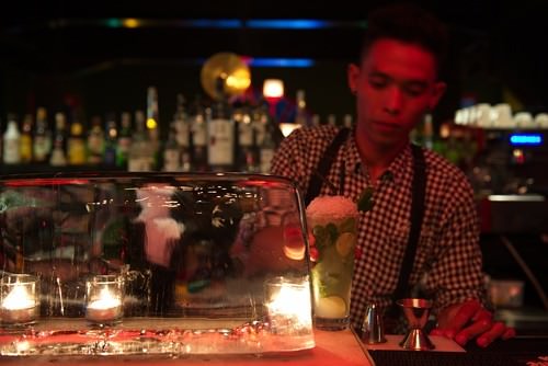Charlie Bar - Bartender