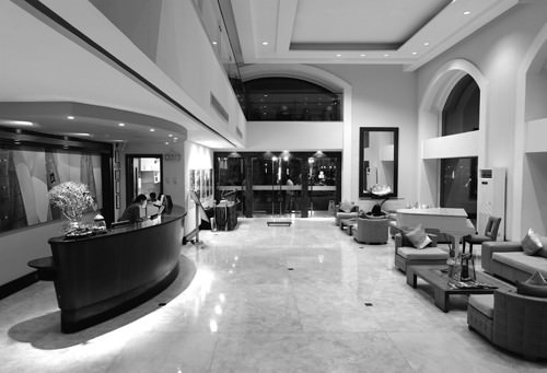 Lighthouse Marina lobby from the stairway