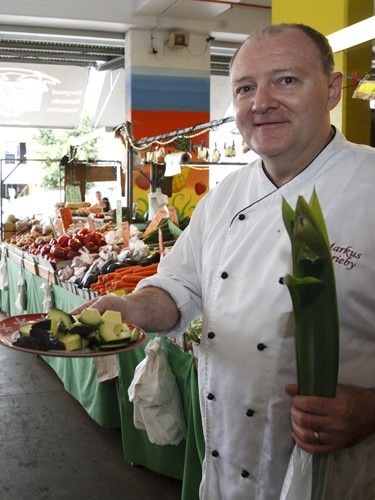 Chef w Avocado & Pandan leaves