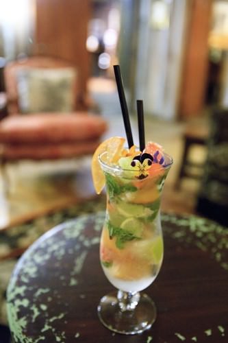 Cocktails Roberts Circa 1876 - Persimmon and Grapefruit Mojito