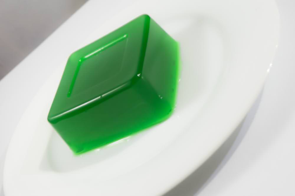 Gelatin off the mould Gelatin off the mould