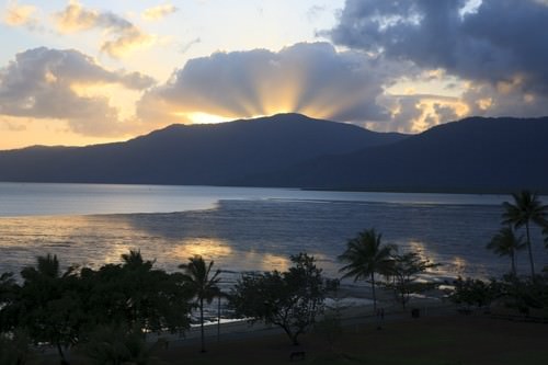 Mercure Harbourside Cairns View