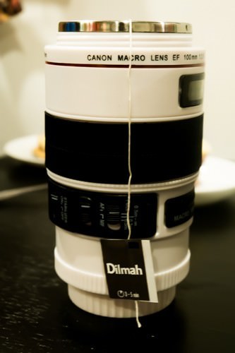 Tea_in_a_lens_mug