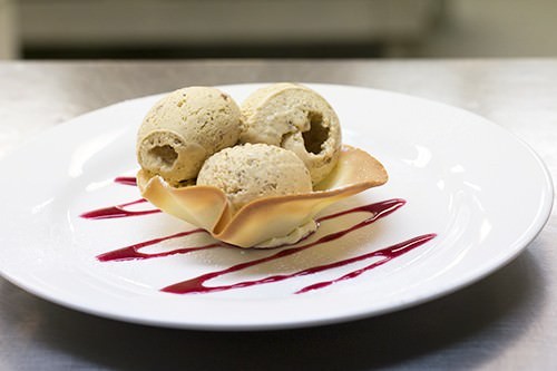 Pecan Ice cream Tuille