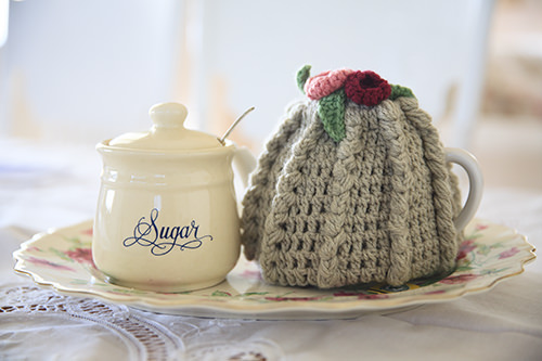 Sweet Knitted Tea Cosy