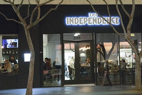 Outside The Independence Tavern Santa Monica Outside The Independence Tavern, Santa Monica