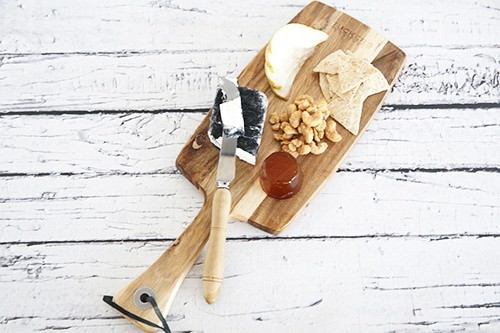 Tuckers Naturals Cheese Platter