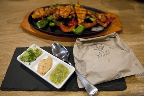 Chicken Fajita Platter & Accompaniments