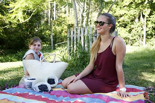 Blueberry Picking and Picnicking at Bucca Rd