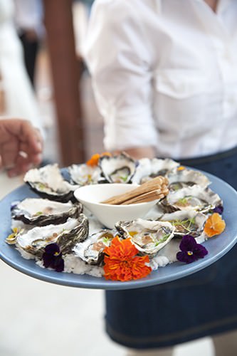 Natural Oysters w Vingarette