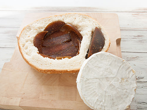 Brie Cobb - Lined with fruit paste Brie Cobb - Lined with fruit paste