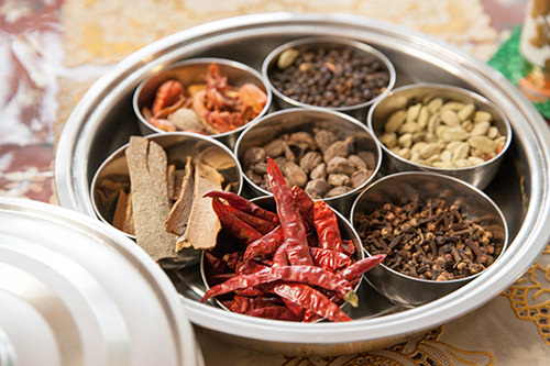 whole-spice-box