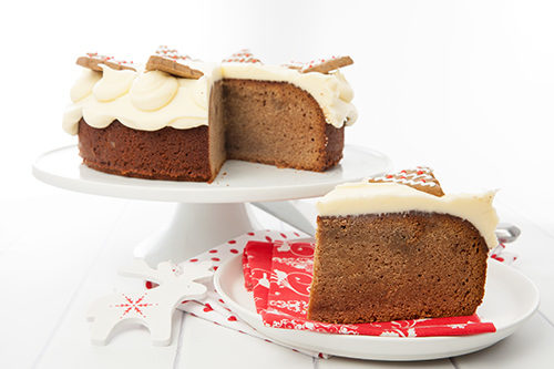 chrissy-gingerbread-cake