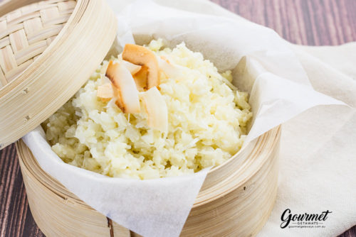 low-carb coconut cauliflower rice in a basket