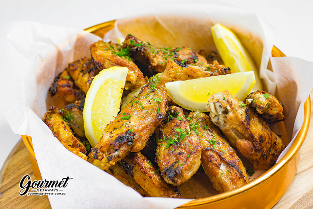 garlic chicken wings finger food