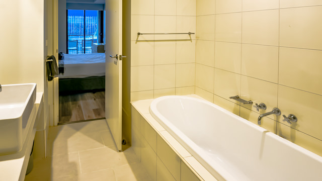 Bathroom Waterfront Apartments Docklands